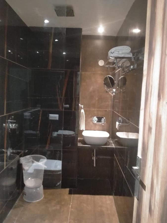 Hotel Pepper Hisar Екстер'єр фото
