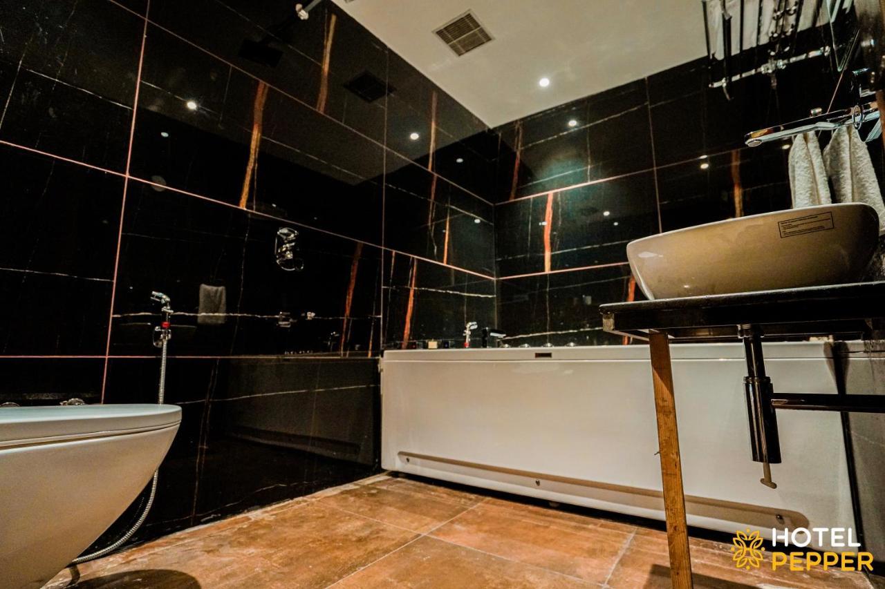 Hotel Pepper Hisar Екстер'єр фото